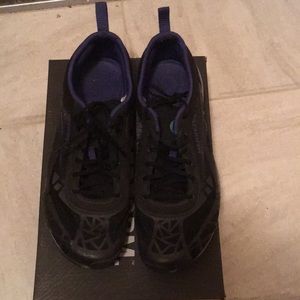 Merrell casual shoes size 9.5